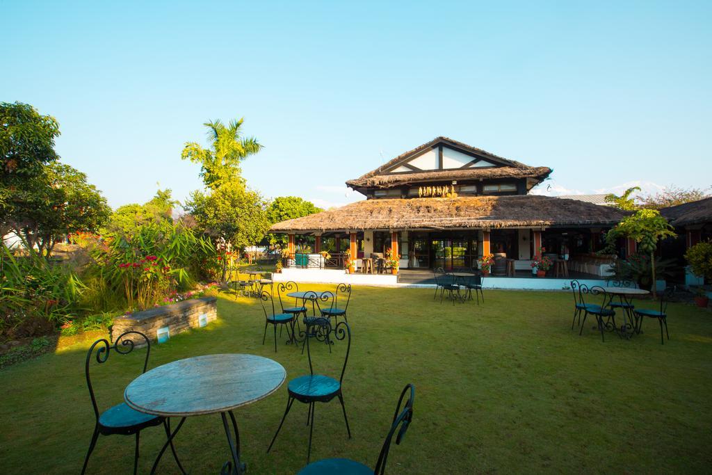 Shangri-La Village Resort, Pokhara Eksteriør billede