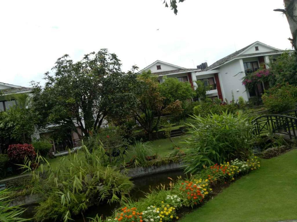 Shangri-La Village Resort, Pokhara Eksteriør billede